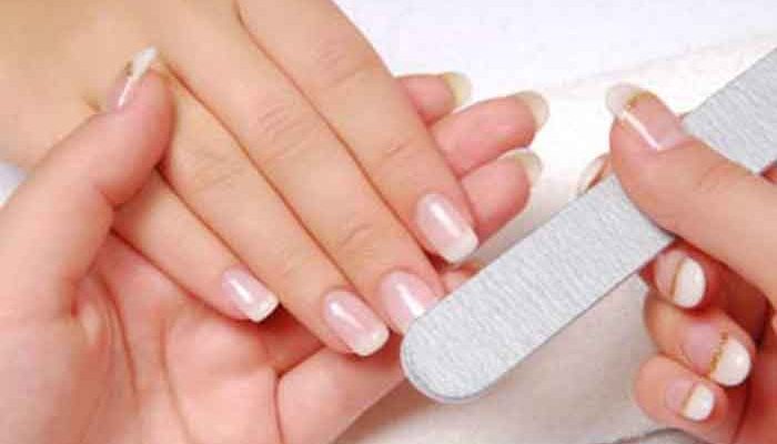 How to properly file your nails?