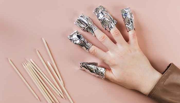 How to remove semi-permanent nail polish safely and effectively?