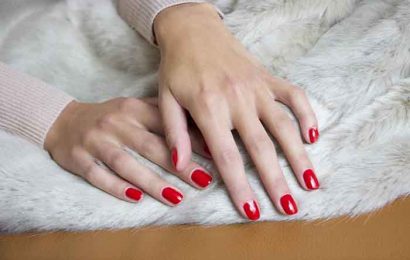 How do you apply semi-permanent organic nail polish?